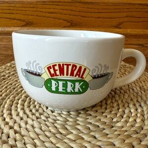 Central Perk Oversized Coffee Mug 24 oz